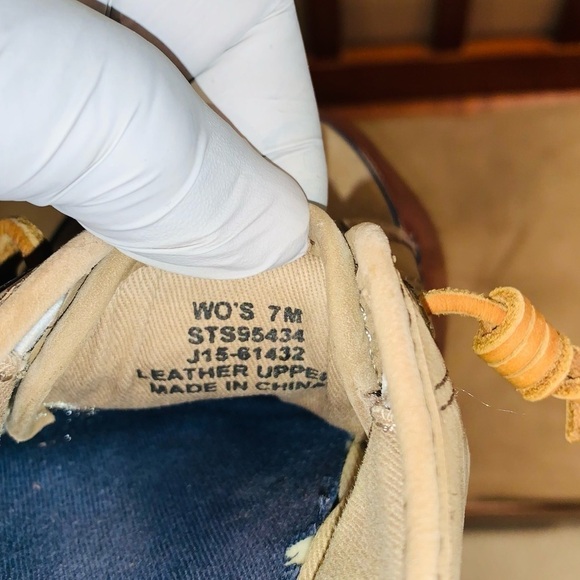 Women Speery Boat Shoes. - Picture 7 of 13